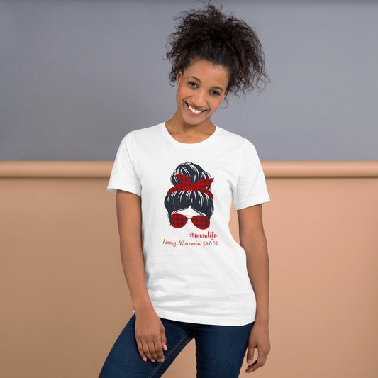 Amery, Mom Life t-shirt